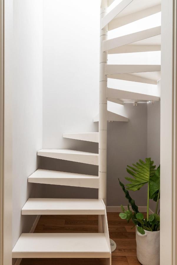 Easyhomes - Botta Apartment Milan
